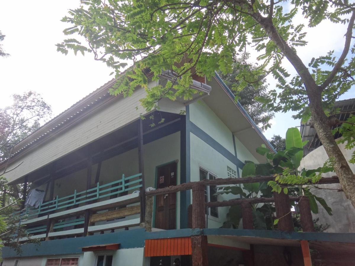 P'Un House Hotel Koh Tao Exterior photo