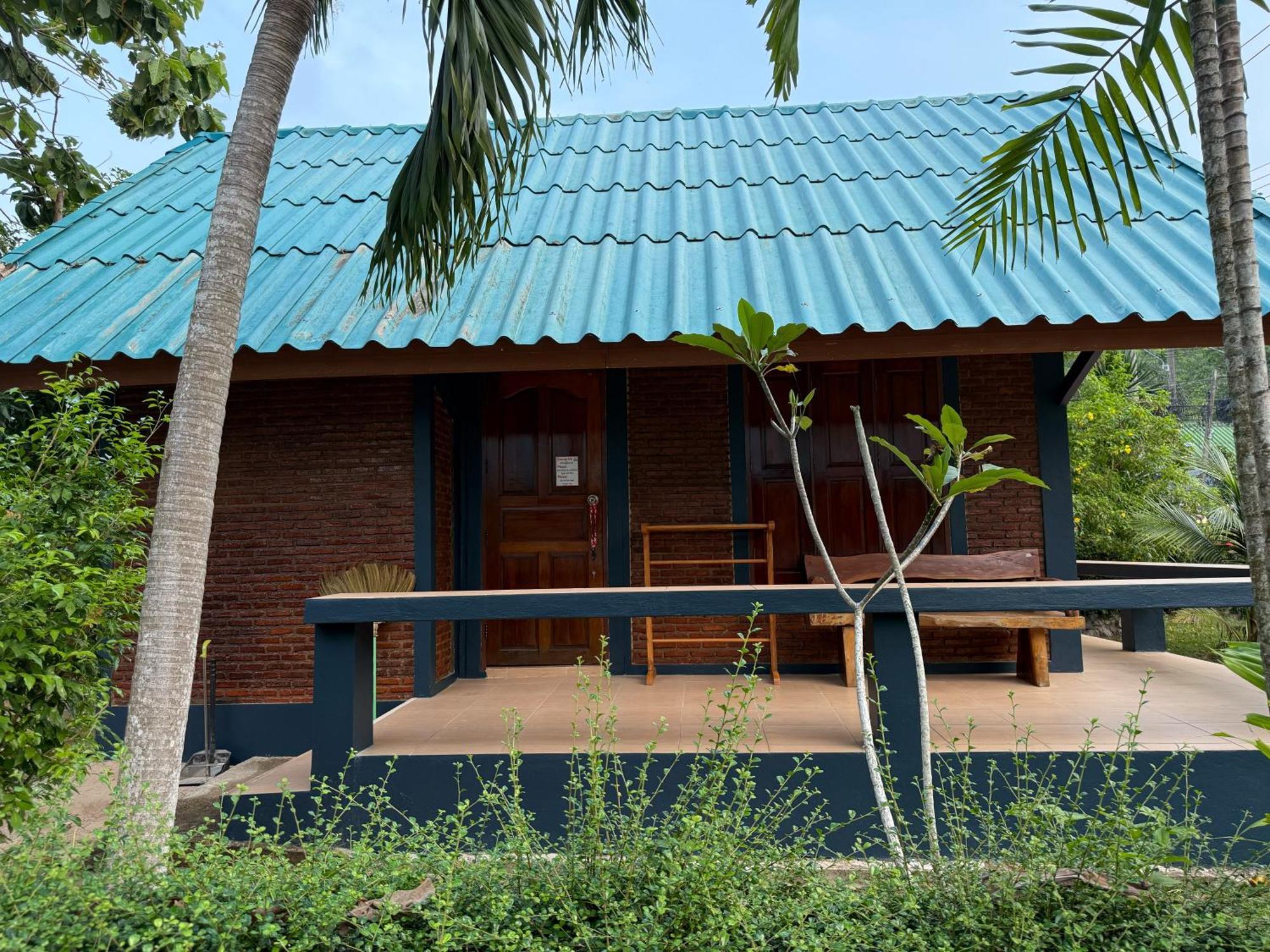 P'Un House Hotel Koh Tao Exterior photo